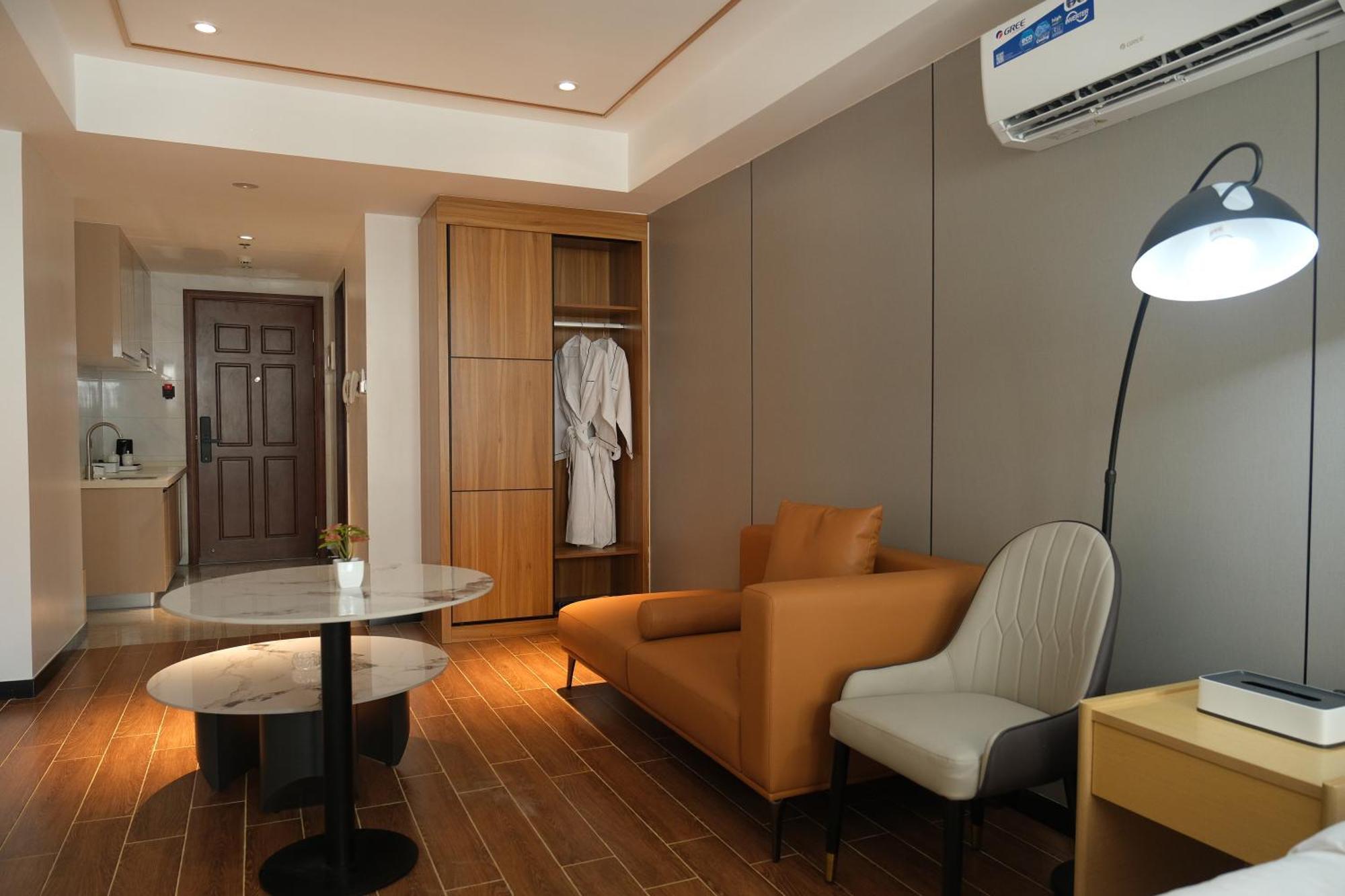 Golden Seagulls Hotel Paranaque City Екстер'єр фото