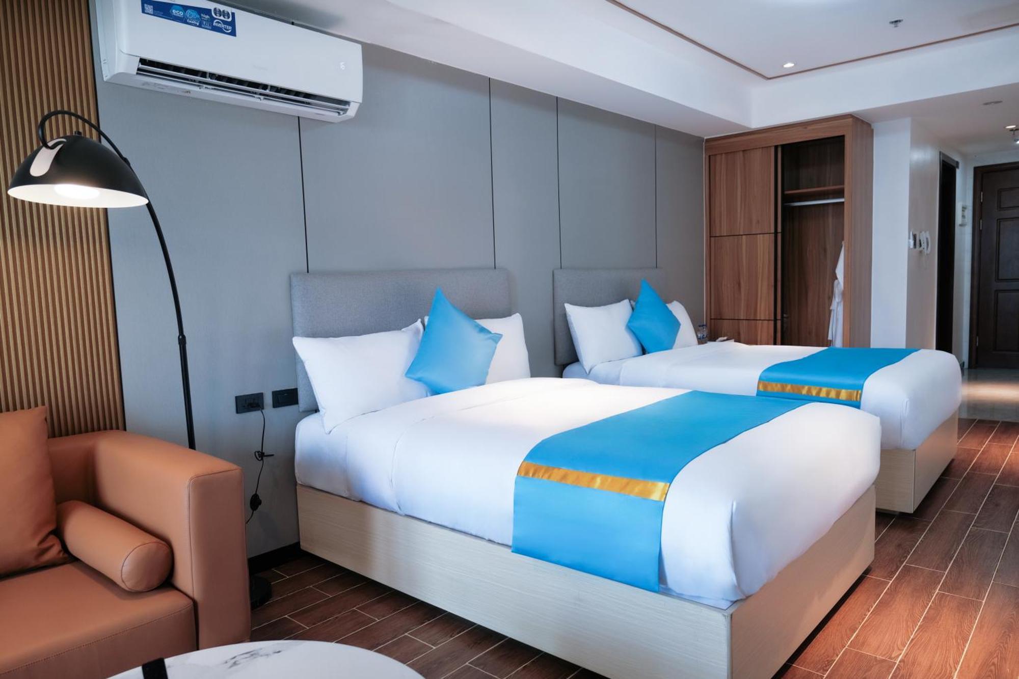 Golden Seagulls Hotel Paranaque City Екстер'єр фото