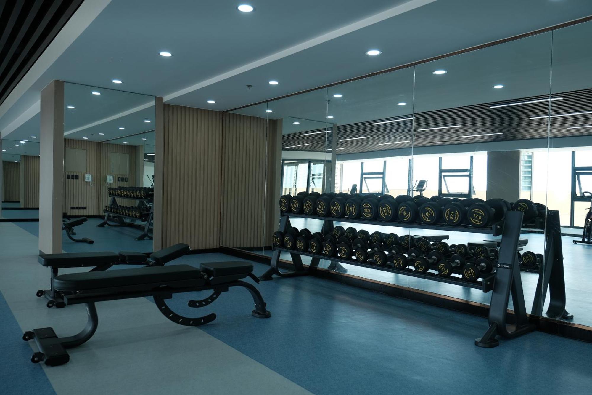Golden Seagulls Hotel Paranaque City Екстер'єр фото