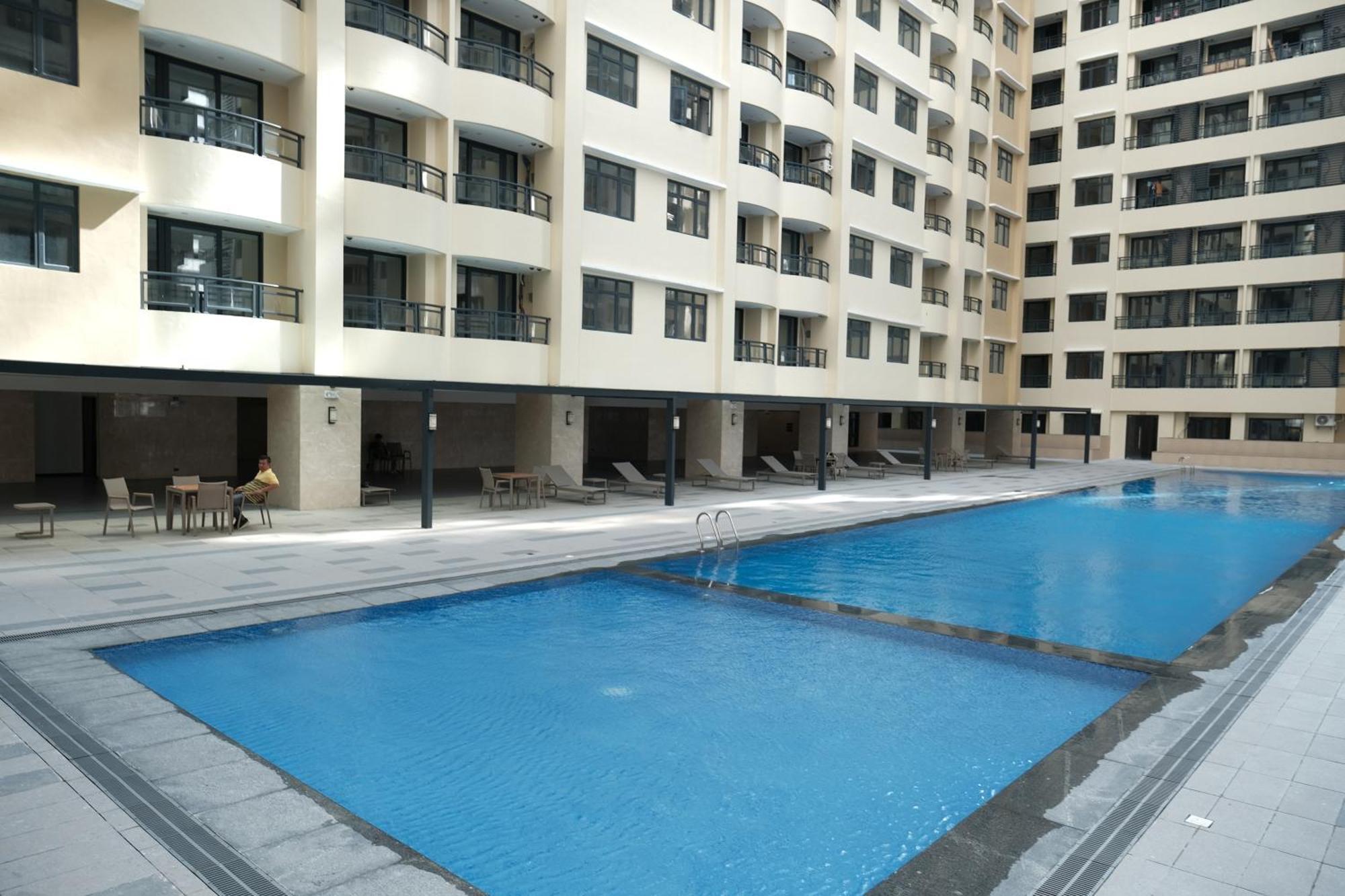 Golden Seagulls Hotel Paranaque City Екстер'єр фото