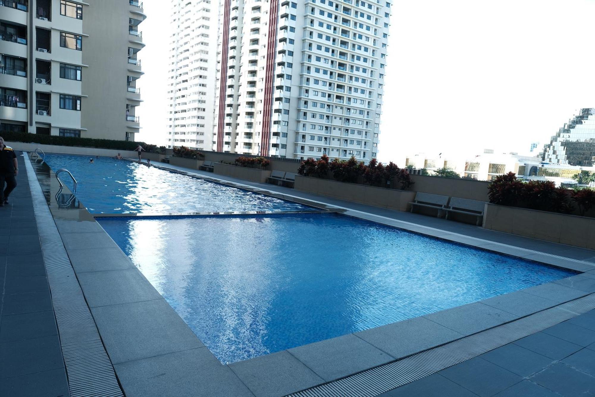 Golden Seagulls Hotel Paranaque City Екстер'єр фото
